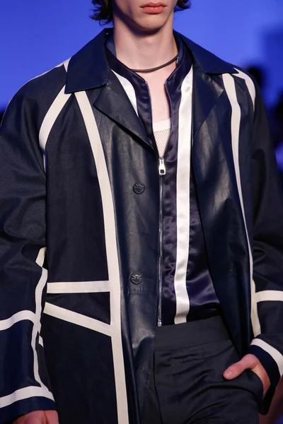 Look 52